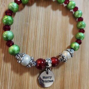 Hand Crafted Stretch Christmas Bracelet Green White Red Merry Christmas Charm